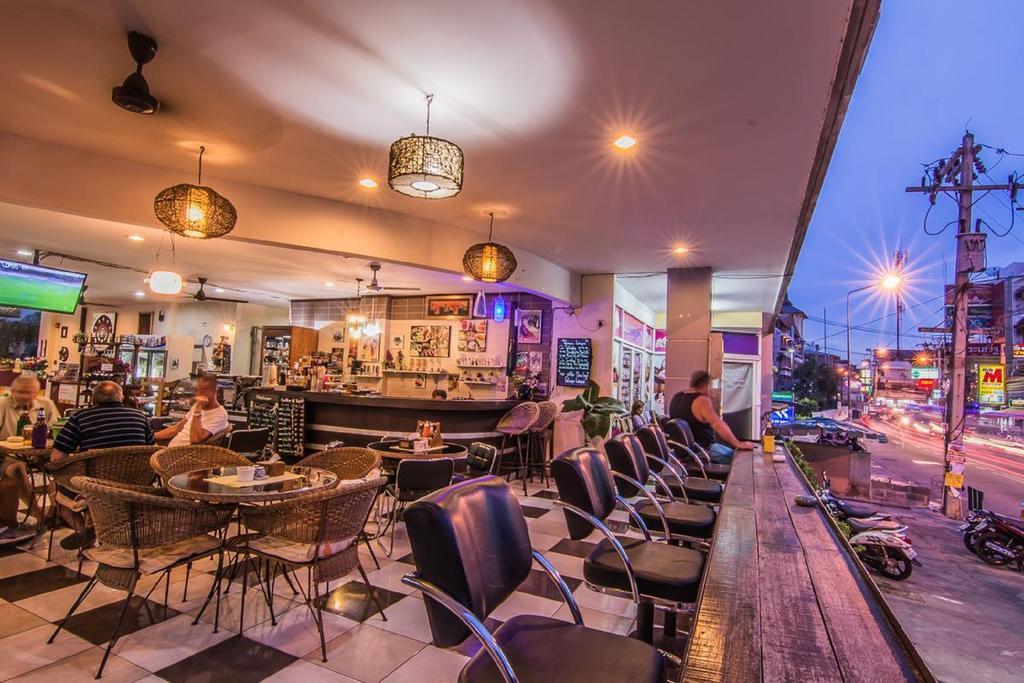 Sutus Court 3 Hotel Pattaya Bagian luar foto