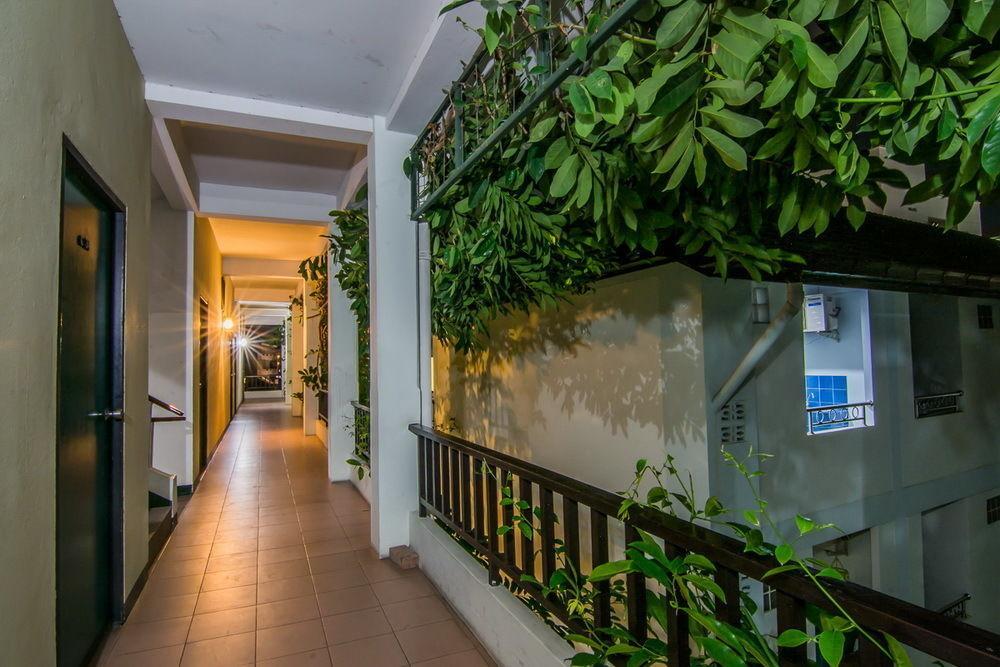 Sutus Court 3 Hotel Pattaya Bagian luar foto