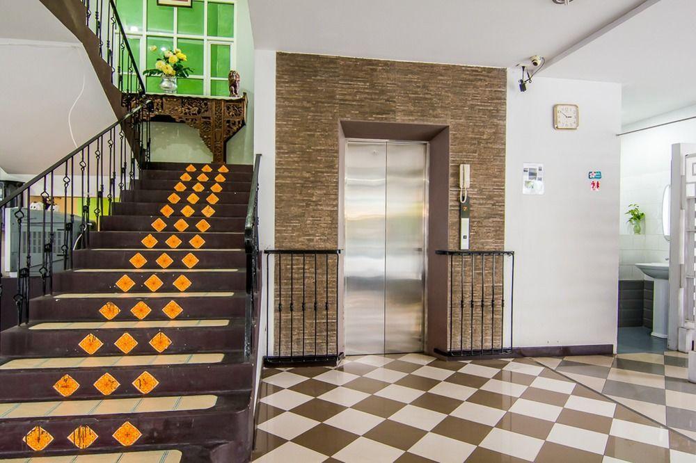Sutus Court 3 Hotel Pattaya Bagian luar foto