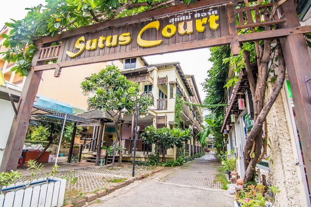 Sutus Court 3 Hotel Pattaya Bagian luar foto