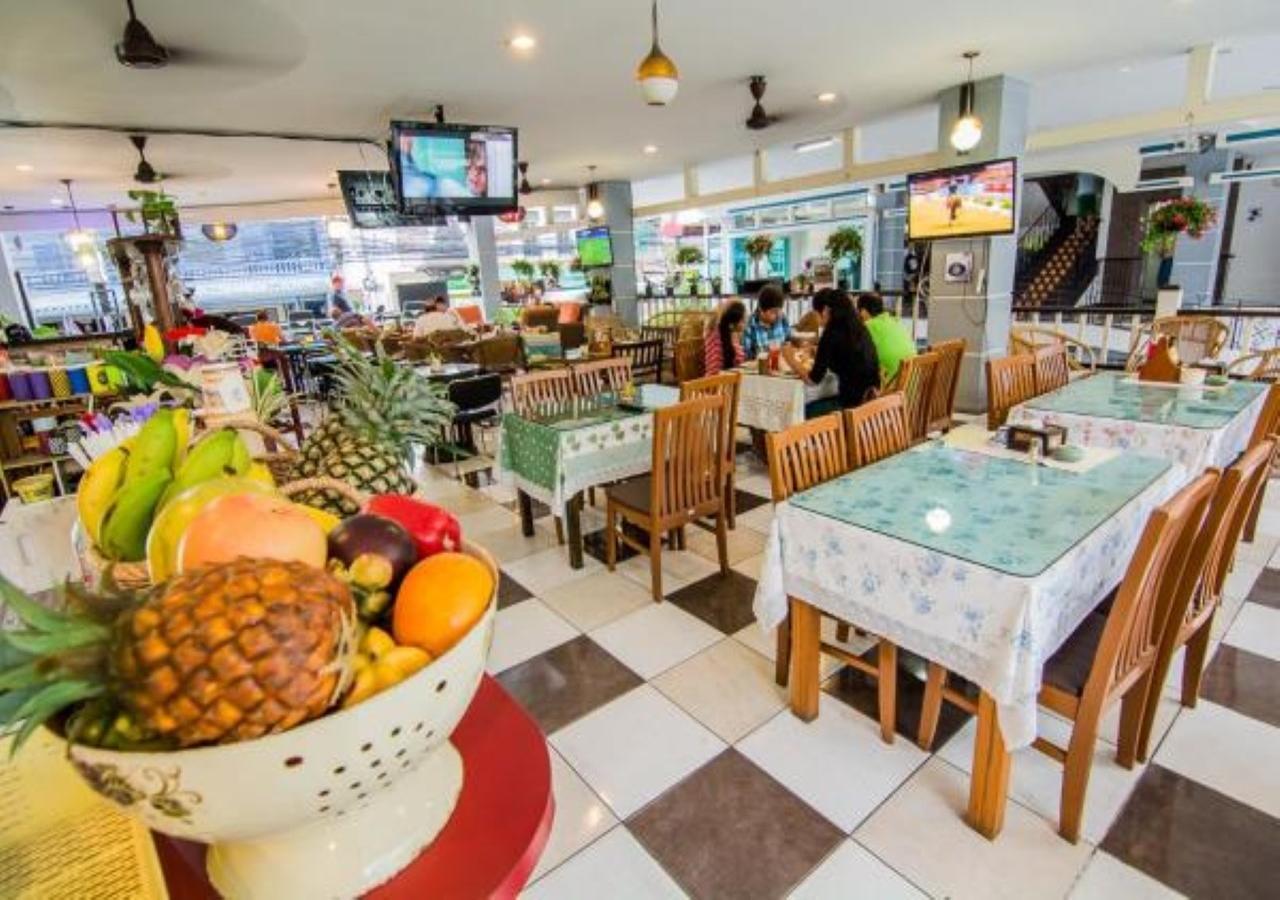 Sutus Court 3 Hotel Pattaya Bagian luar foto